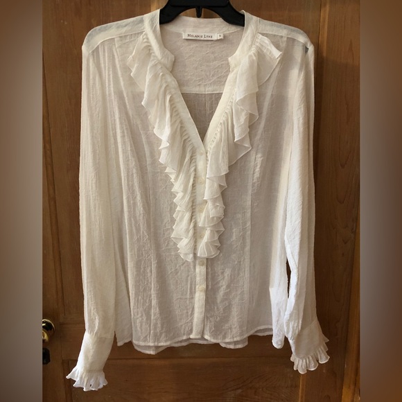 Melanie Lyne - Ladies size 10 ruffled cream blouse. - Picture 1 of 6
